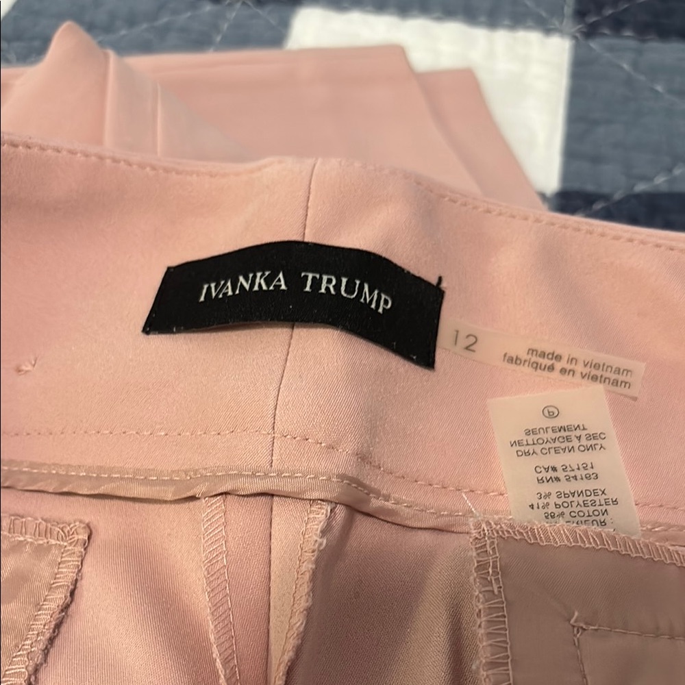 Elegant Light Pink Trousers